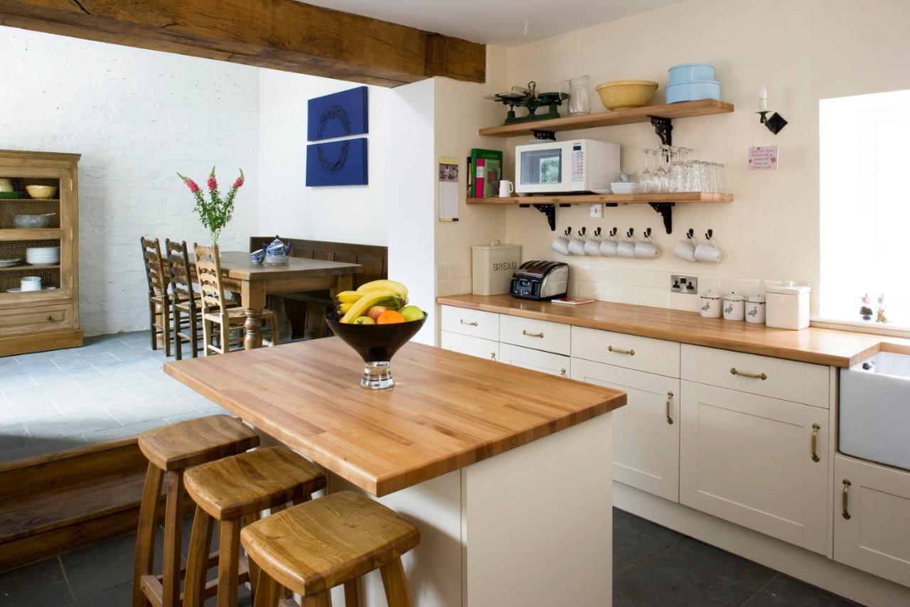 Morton House And The Stable Block - Adjoining For Singles, Couples And Large Groups Holiday home