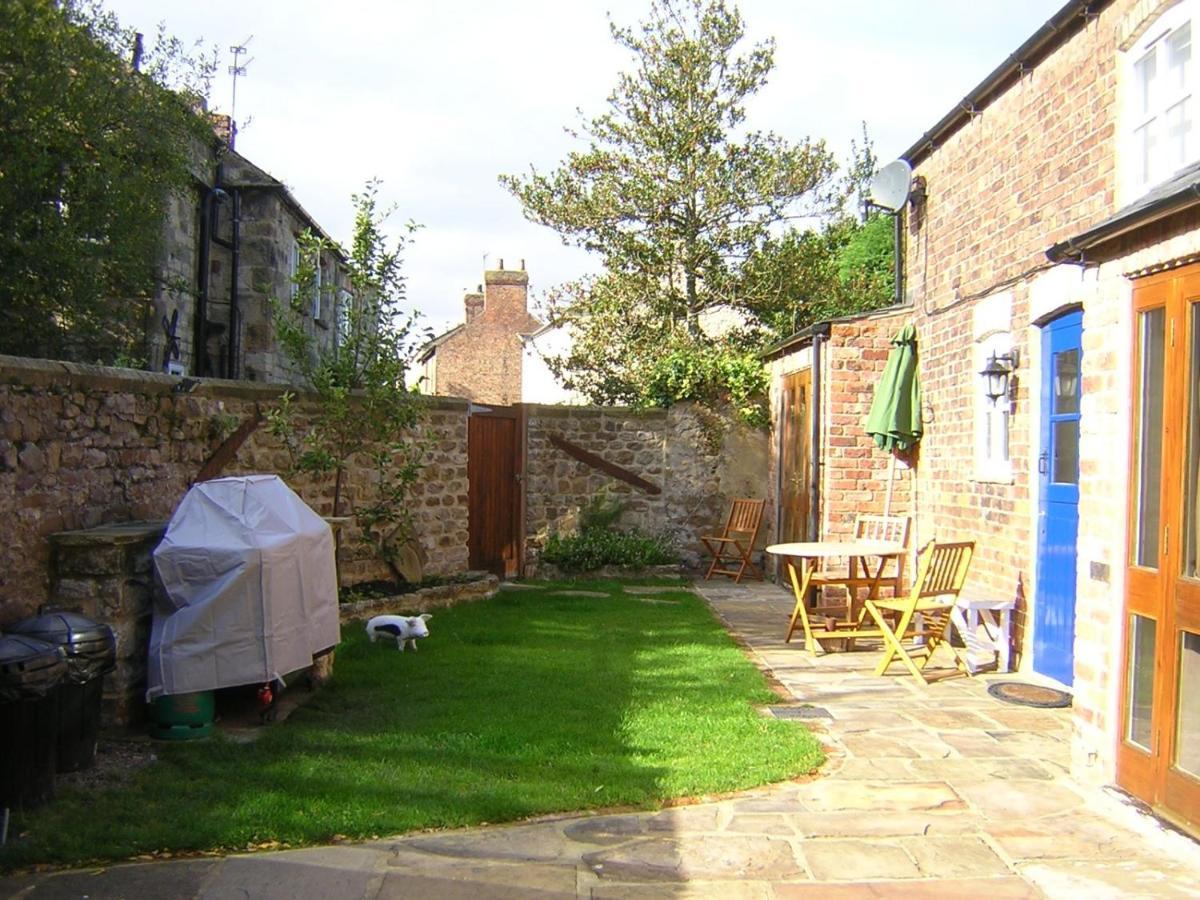 Holiday home Morton House And The Stable Block - Adjoining For Singles, Couples And Large Groups