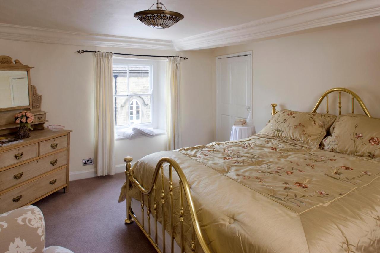 Morton House And The Stable Block - Adjoining For Singles, Couples And Large Groups